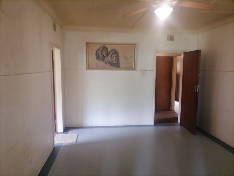 4 Bedroom Property for Sale in Leeudoringstad North West